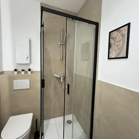 Modernes 1 1 Fuer Monteure & Handwerker Mit Wlan Λουντβιγκσχάφεν