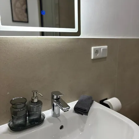 Daire Modernes 1 1 Fuer Monteure & Handwerker Mit Wlan *