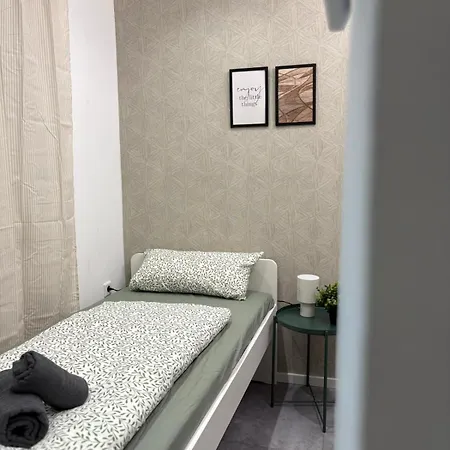 Modernes 1 1 Fuer Monteure & Handwerker Mit Wlan Daire